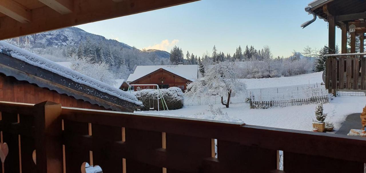 Ferme Savoyarde Renovee 2 Chambres Les Carroz d'Araches Bagian luar foto