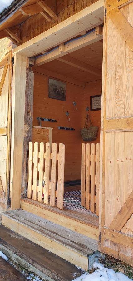 Ferme Savoyarde Renovee 2 Chambres Les Carroz d'Araches Bagian luar foto