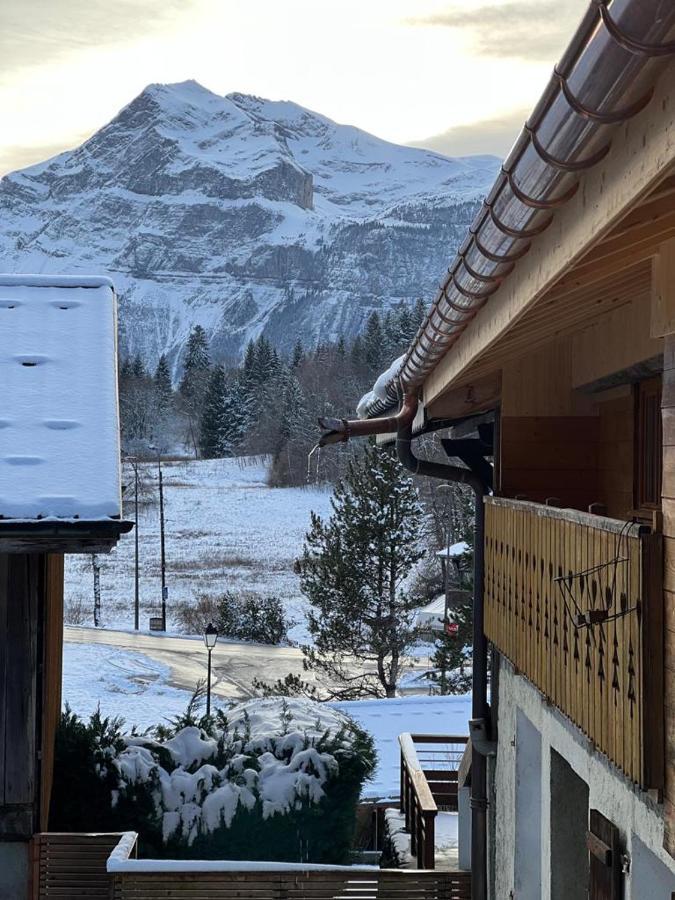 Ferme Savoyarde Renovee 2 Chambres Les Carroz d'Araches Bagian luar foto