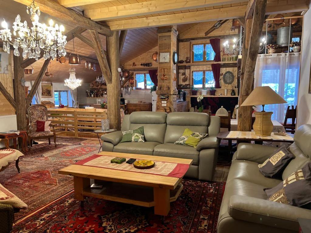 Ferme Savoyarde Renovee 2 Chambres Les Carroz d'Araches Bagian luar foto